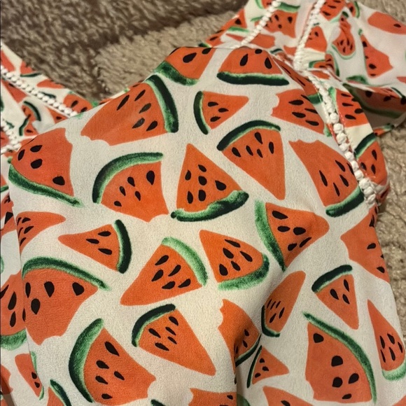 Maeve Fitted Flutter Sleeve Top Red and Green - Picture 7 of 11